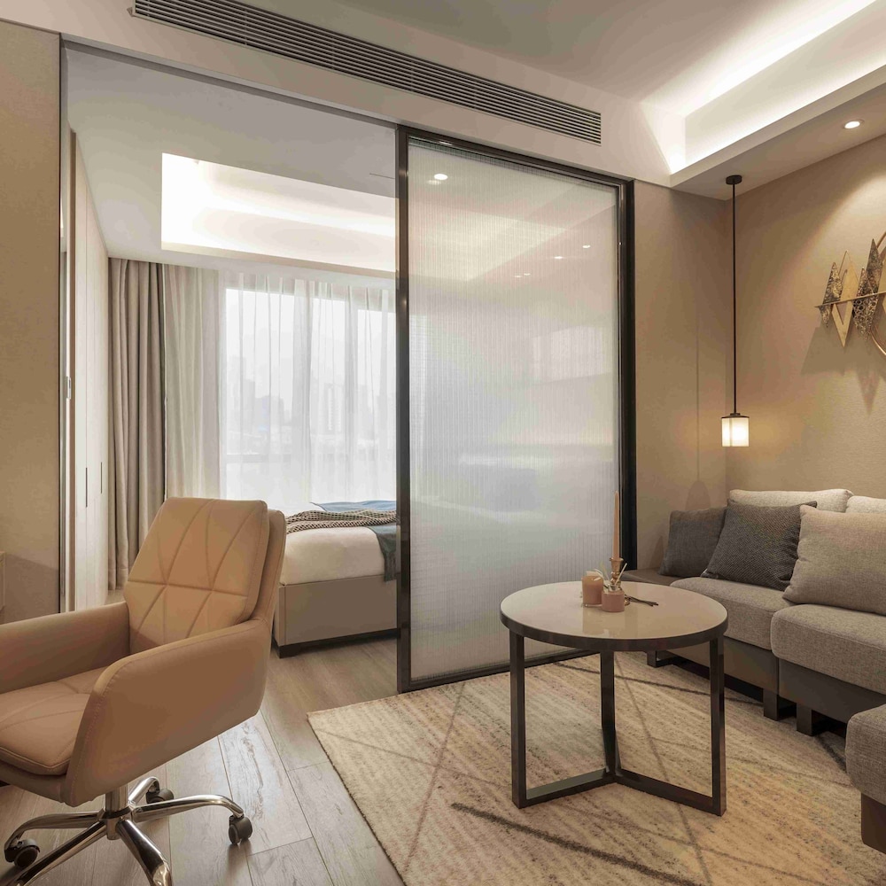 Deluxe Suite photo 3