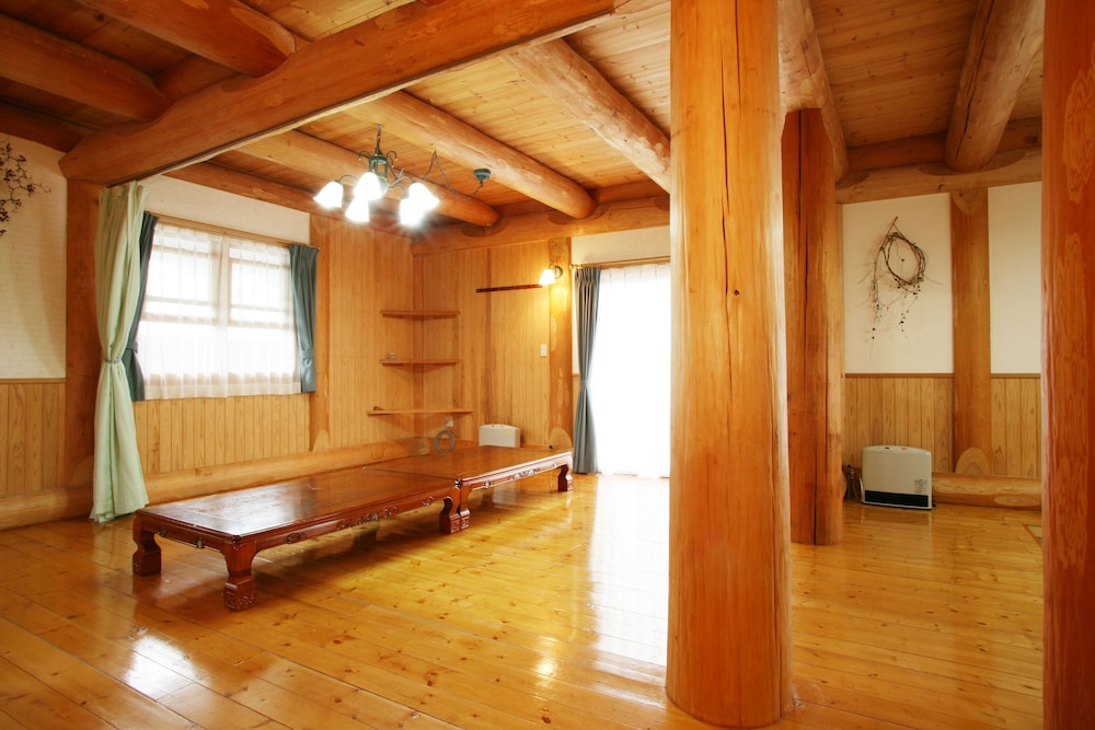 Cabin (for 12 Guests)