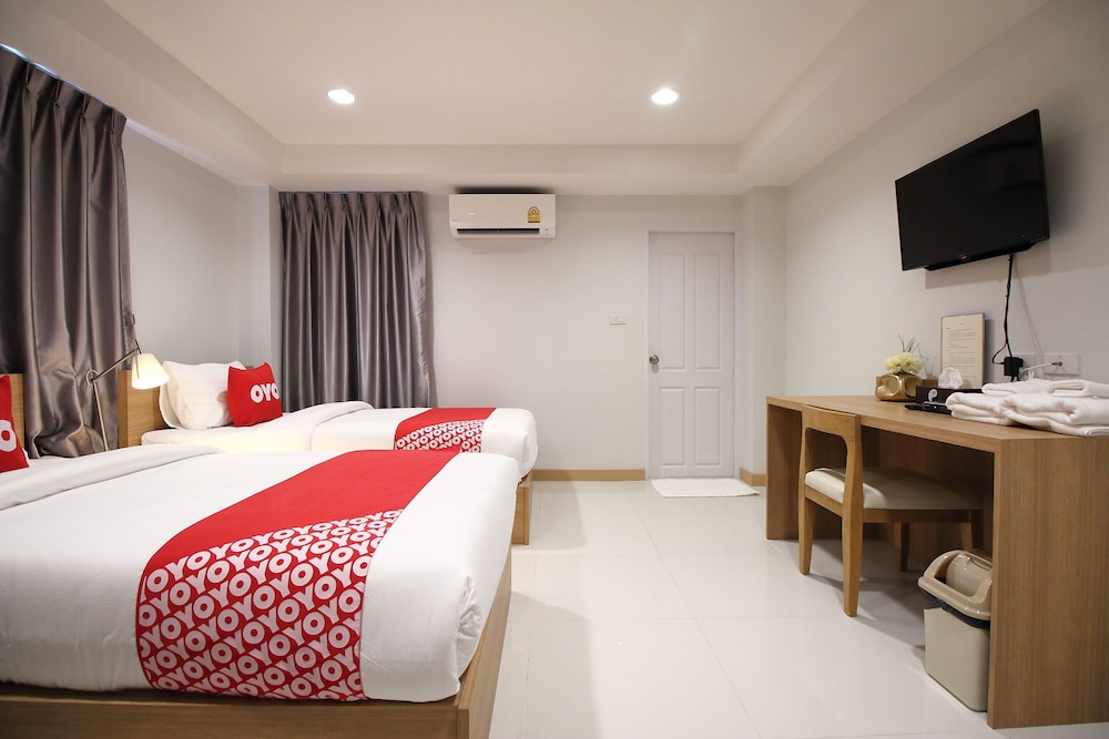 Deluxe Twin Room photo 2