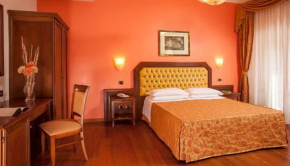 Triple Room, Annex Building photo 2
