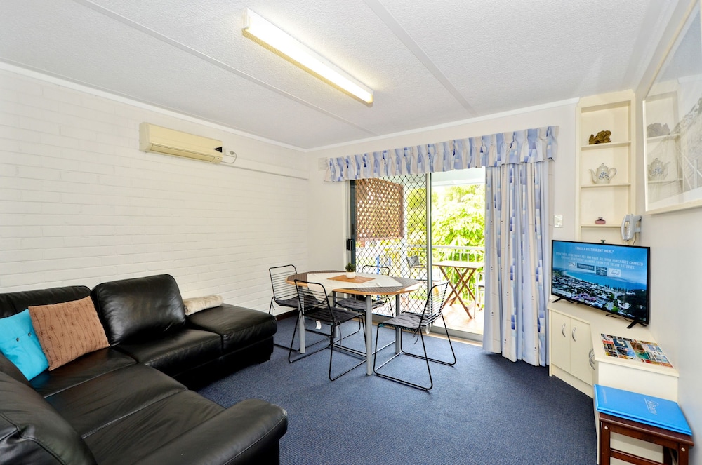 Two-Bedroom Apartment - Photo 20