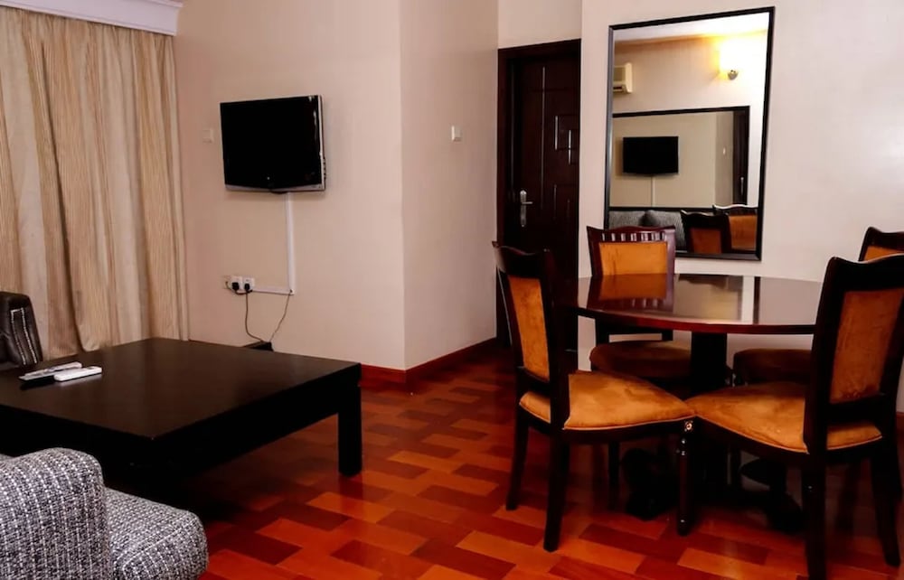 Executive Suite photo 1