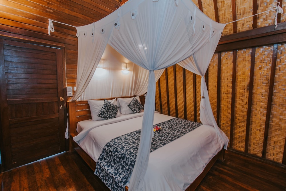 Deluxe Huts photo 3
