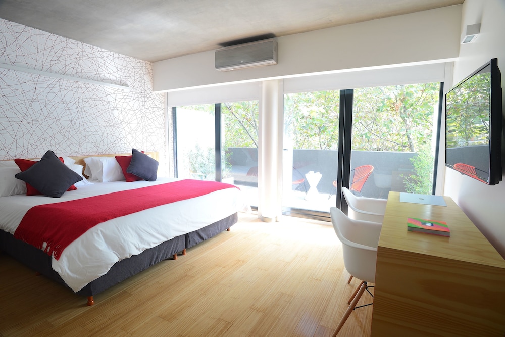 Deluxe Room, Balcony