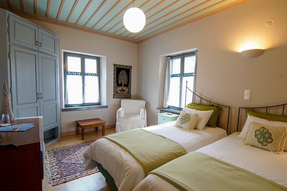 Standard Twin Room photo 1