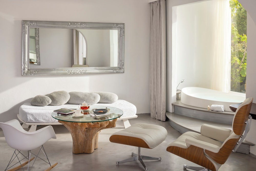 Junior Suite, Sea View (Grand) - Photo 1