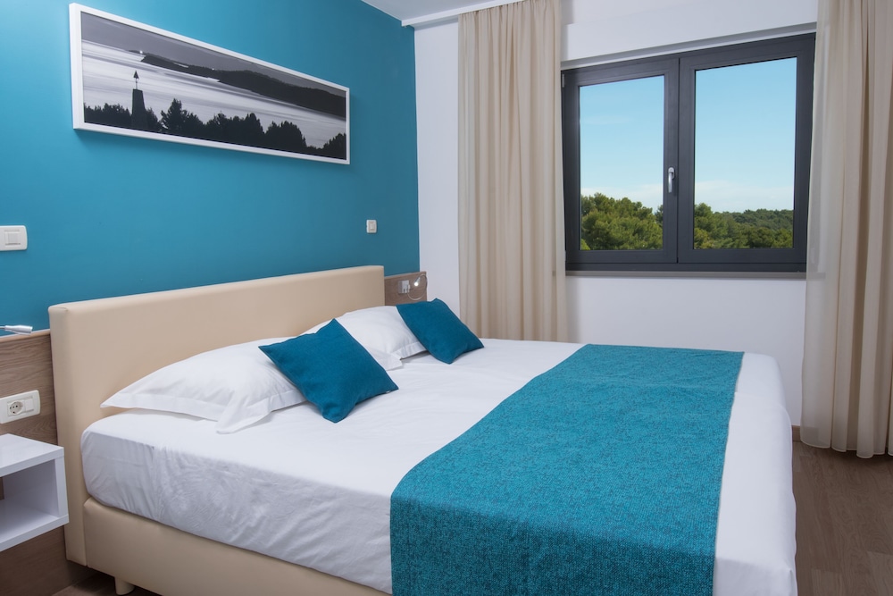 Superior Apartment, 2 Bedrooms, Balcony, Sea View