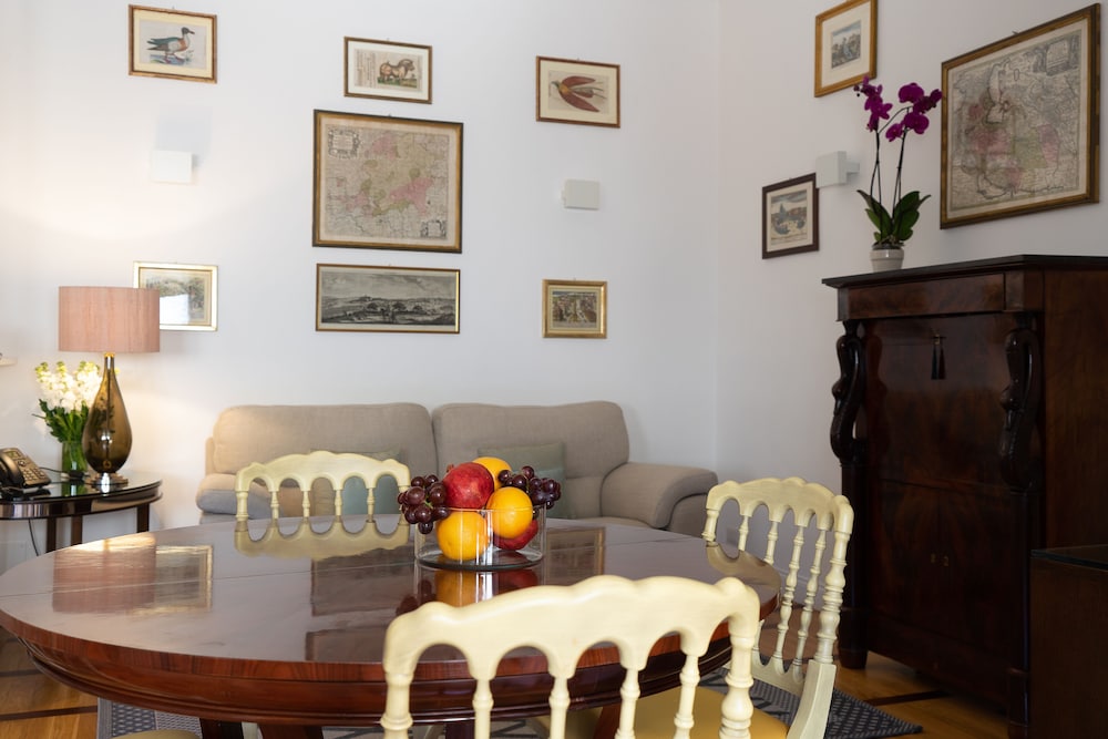 Deluxe Apartment, 1 Bedroom, City View photo 2