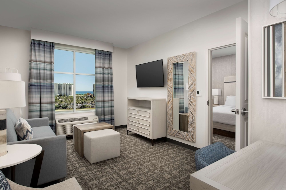 Suite, 1 King Bed, Accessible, Bathtub (Partial View) - Photo 3