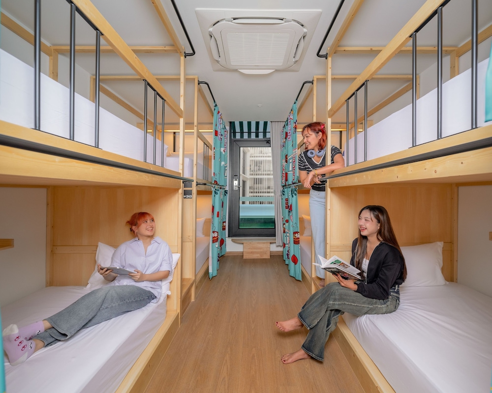 1 Person in 8-Bed Dormitory - Mixed photo 1