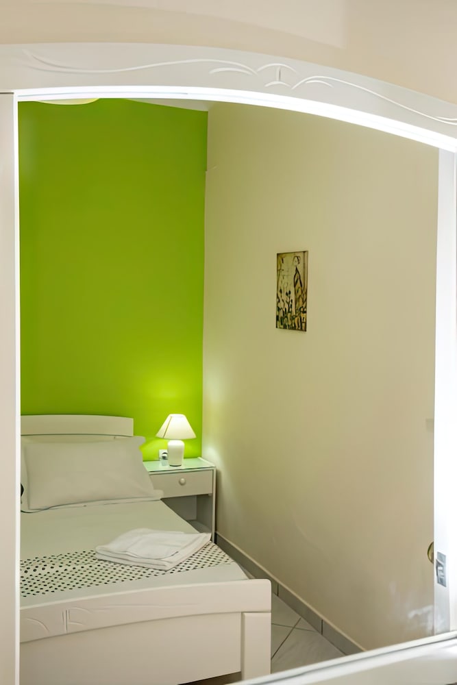 Apartment - Photo 4