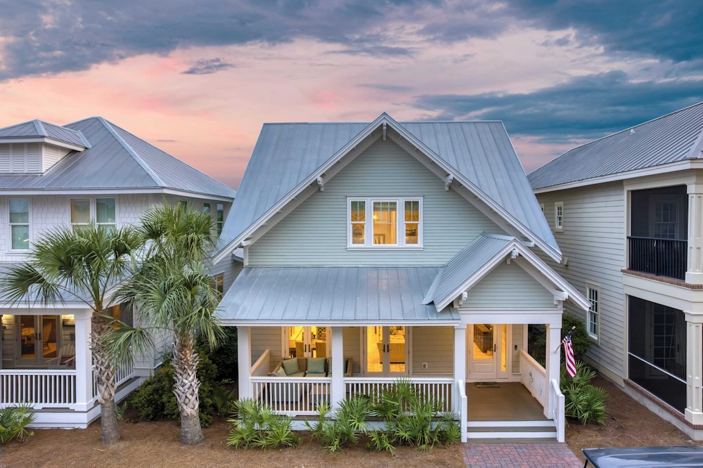House (4 Bedrooms)