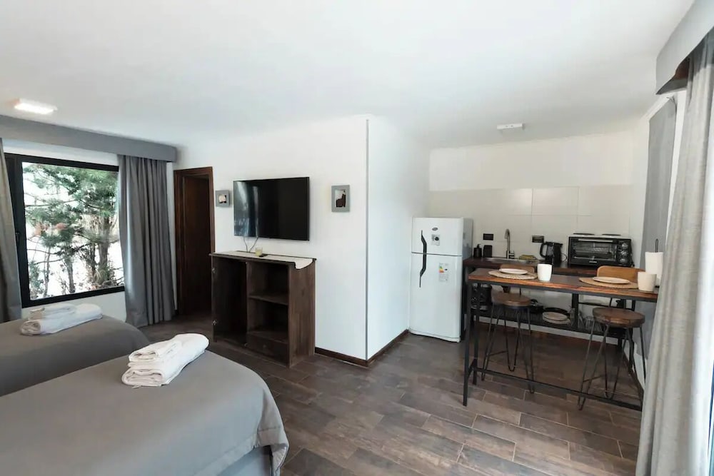 Comfort Apartment, Patio, Hill View photo 1