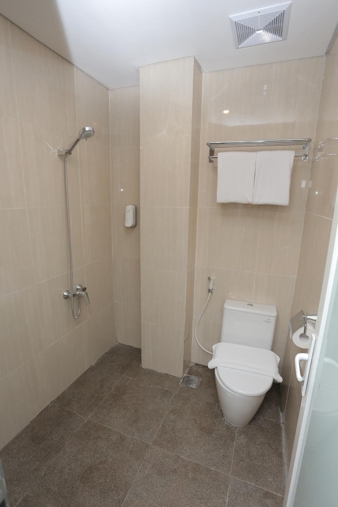 Deluxe Twin Room - Photo 2