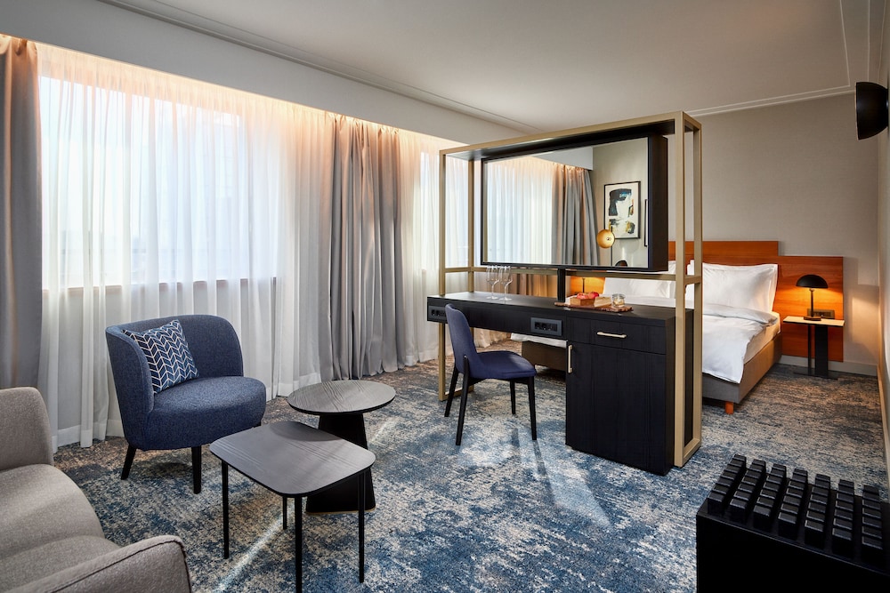 Deluxe Single Room