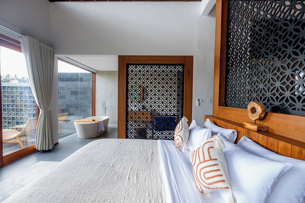 One Bedroom Private Pool Villa with Valley View - Photo 9
