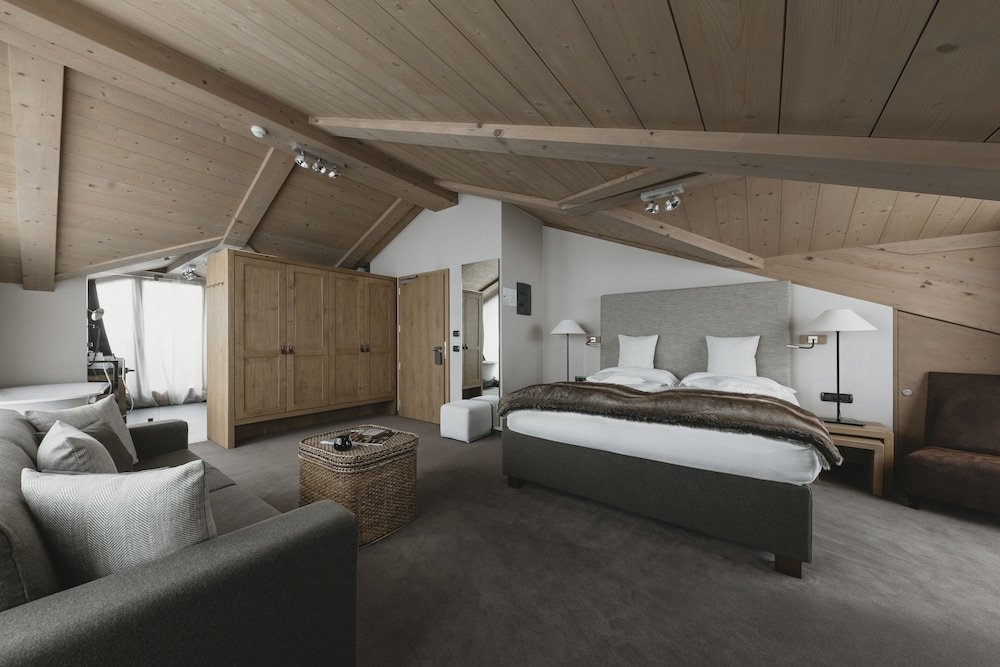 Exclusive Suite photo 2