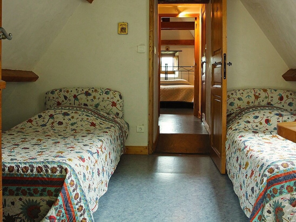 Family Double or Twin Room, Ensuite, Garden View photo 2