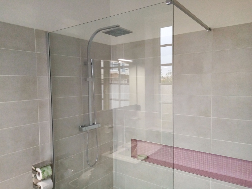 Standard Double Room, Private Bathroom, Garden View (Chambre 1) photo 3
