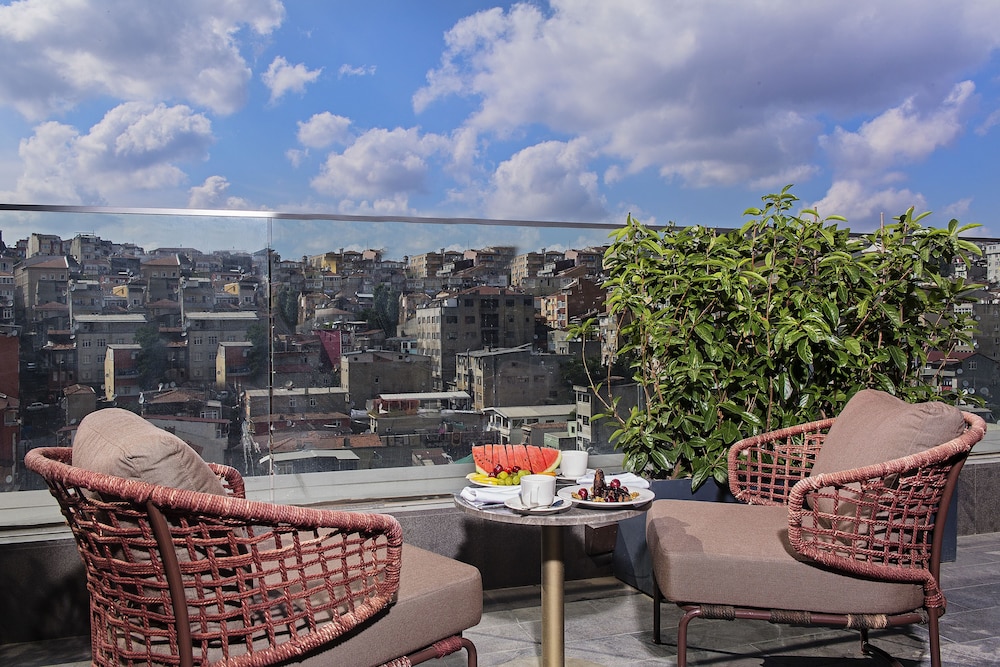 Junior Suite with Terrace photo 3