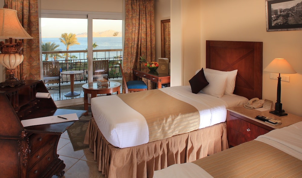 Superior Room, Multiple Beds, Sea View (Cairo Villa) photo 2