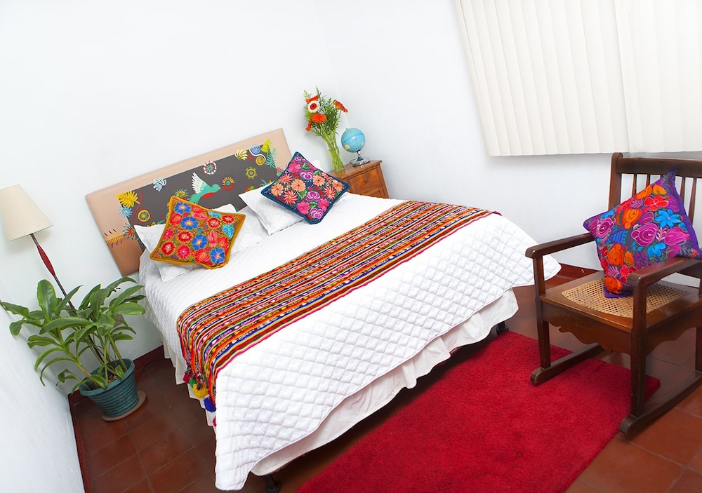 Deluxe Double Room, 1 Queen Bed, Non Smoking, Private Bathroom photo 1