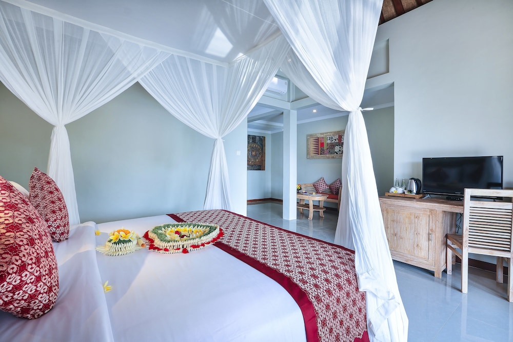 Deluxe Suite - Photo 2