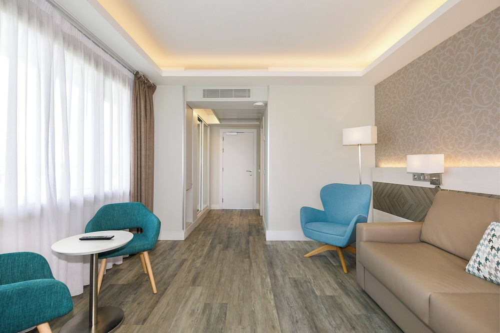 Sol Suite (2+2)