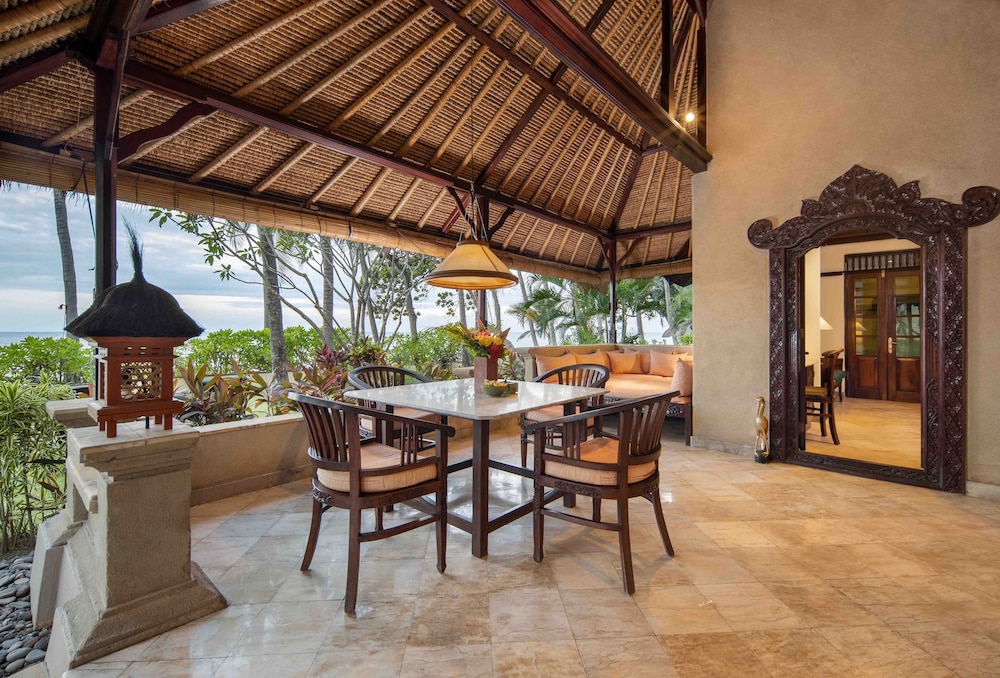 Panoramic Villa - Photo 1