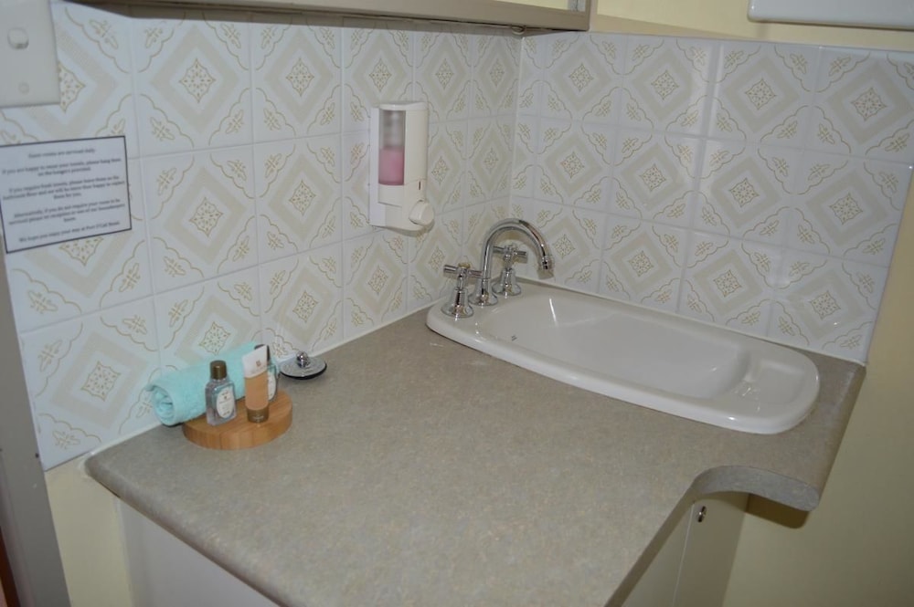 Family Double or Twin Room photo 1
