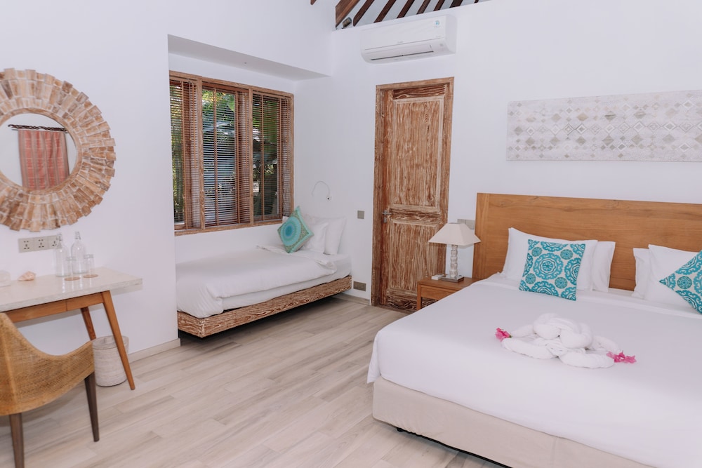 Luxury Cottage, Ocean View - Photo 1
