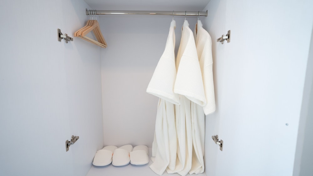 Deluxe Triple Room - Photo 7