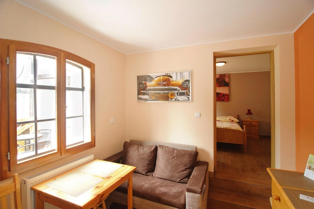 Apartment photo 2
