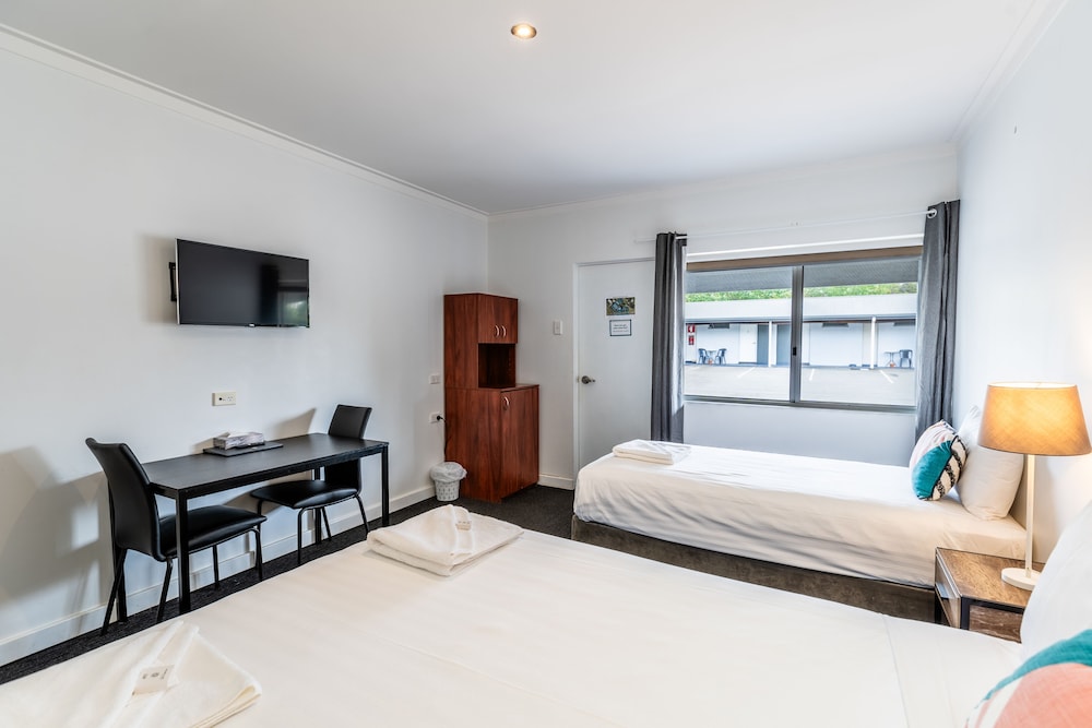 Standard Room photo 3