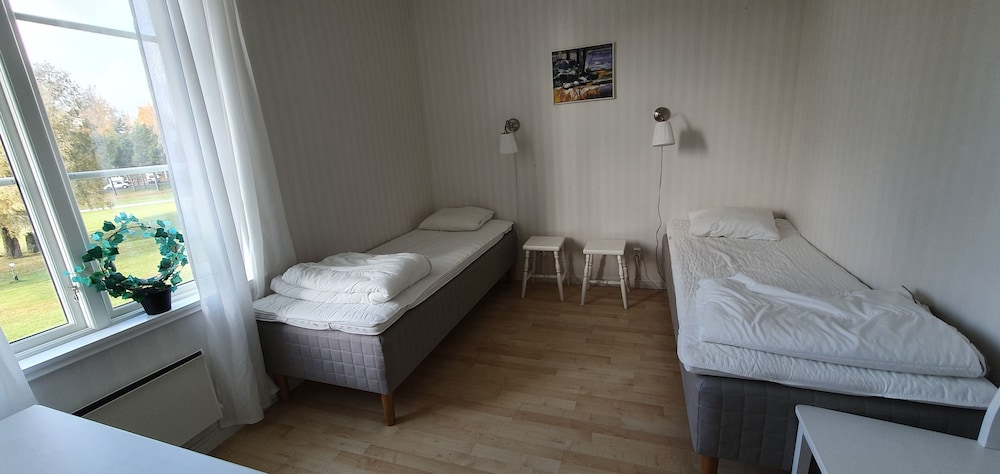 Twin Room, Shared Bathroom photo 1