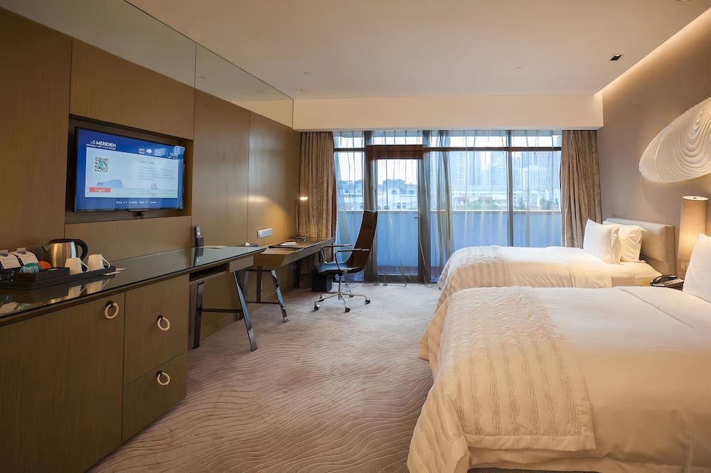 Superior Room, 2 Double Beds, City View