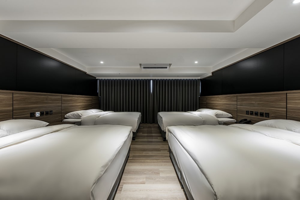 Room for 8