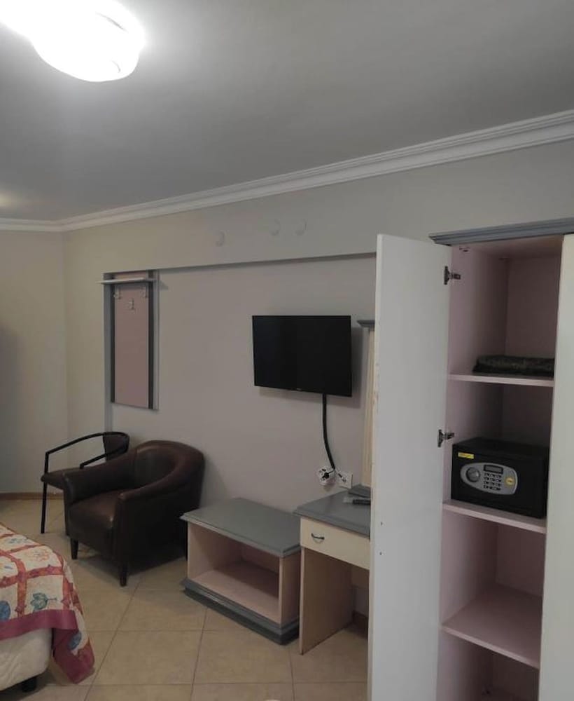 Standard Twin Room photo 3