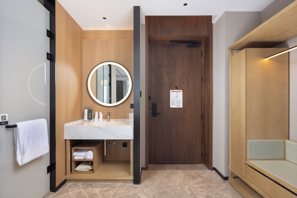 Room, 1 King Bed