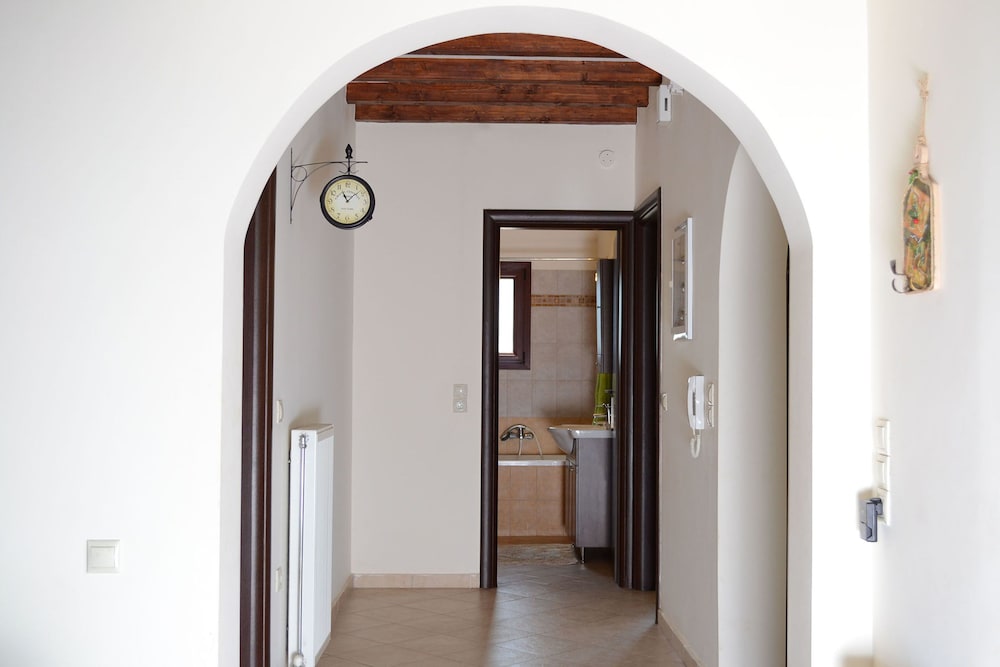 Family Villa, Multiple Beds, Sea View, Beachside photo 3