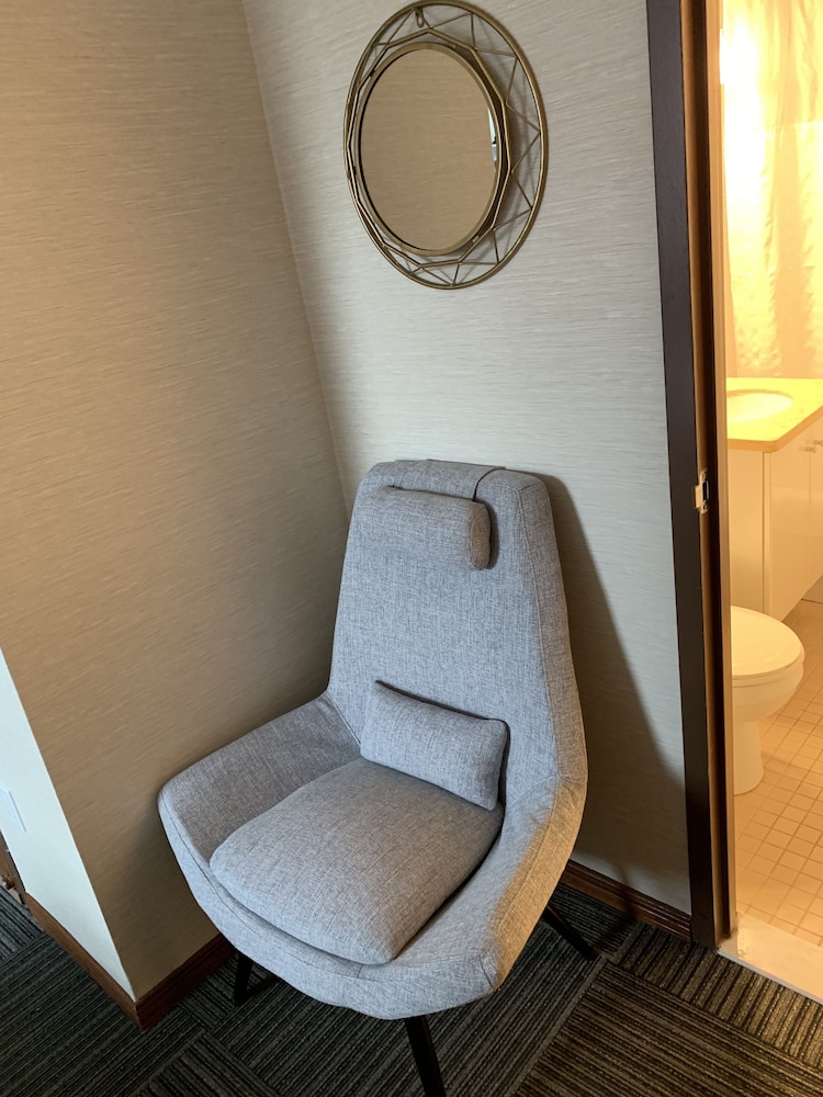 Deluxe Room, City View