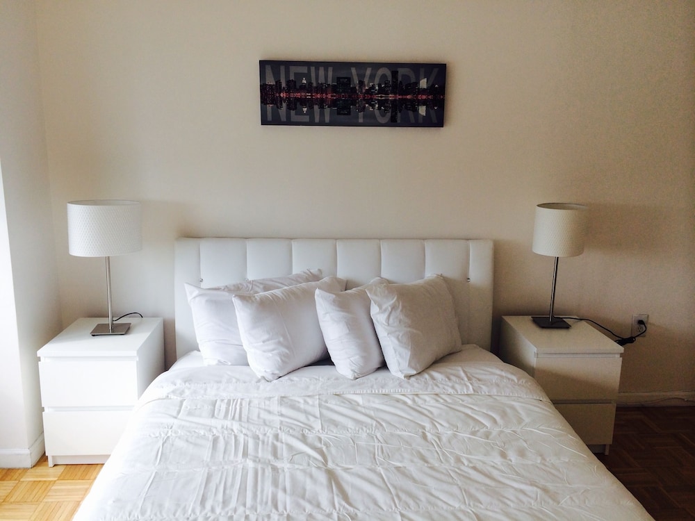 Premium Apartment, 3 Bedrooms, Accessible, City View photo 1