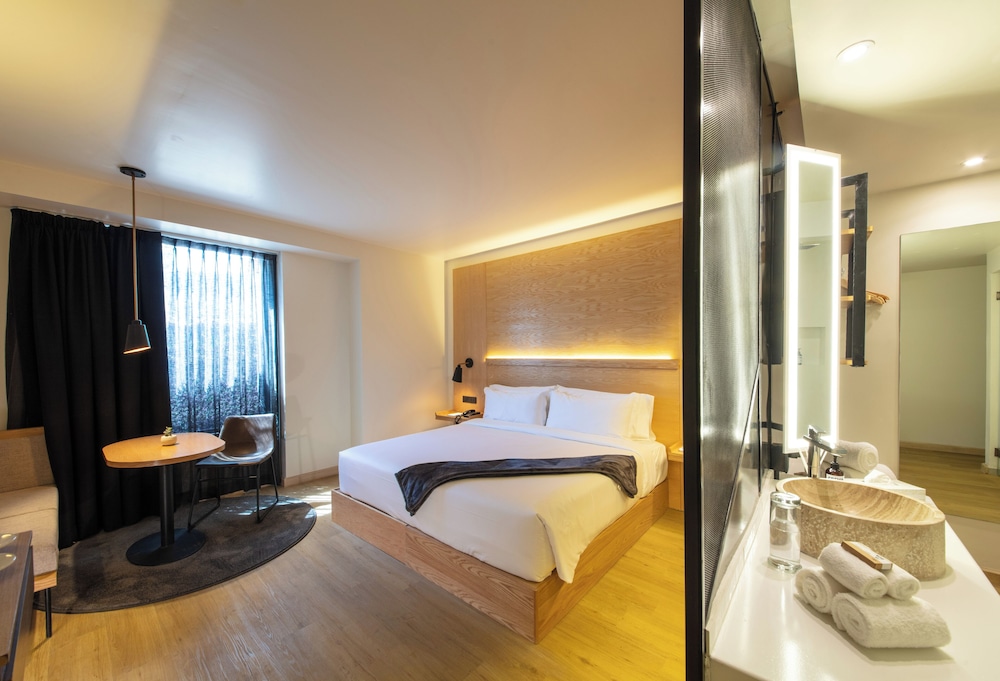 Standard Room - Photo 7