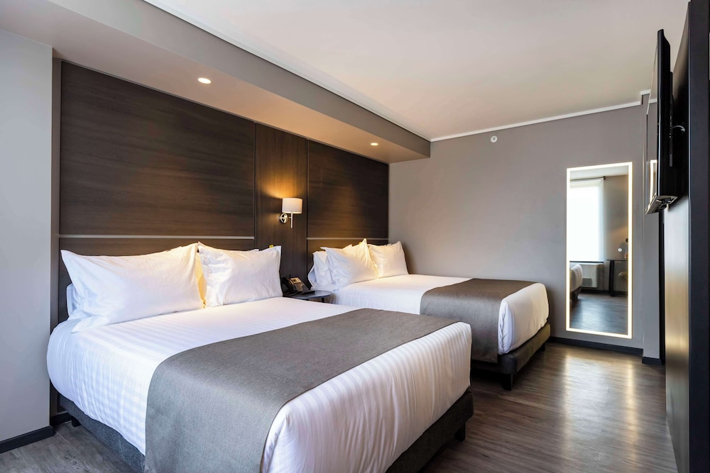 Room, 2 Double Beds, Accessible (Hearing) photo 3