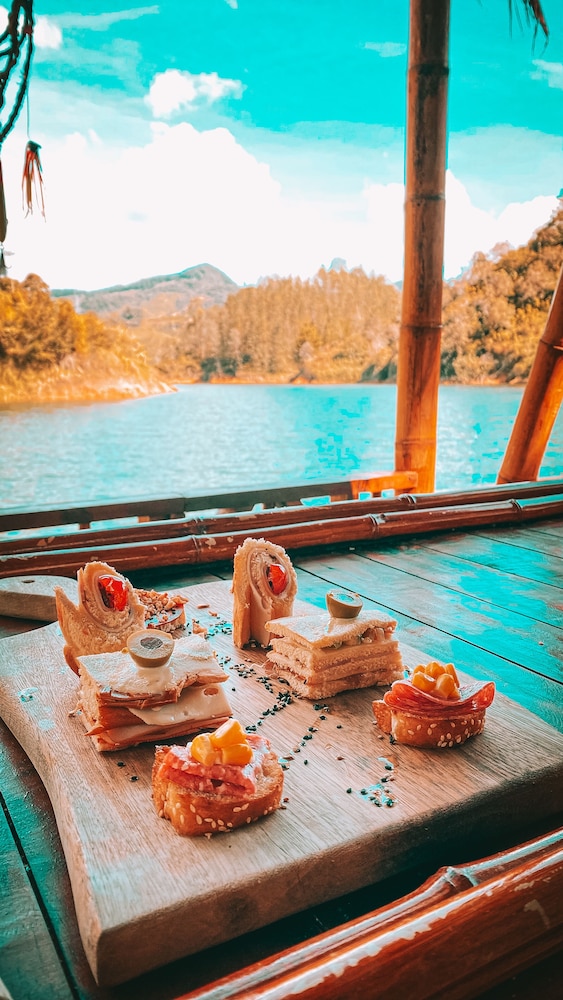 Premium Cabin, 1 Bedroom, Lake View photo 2