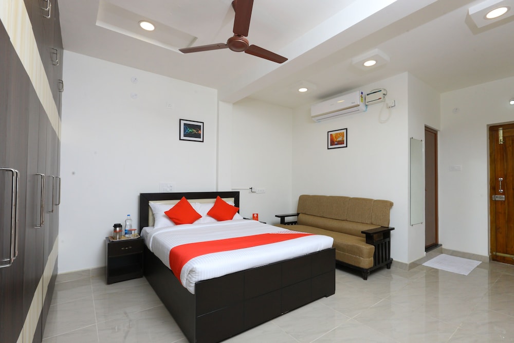Double Room, 1 Queen Bed photo 1