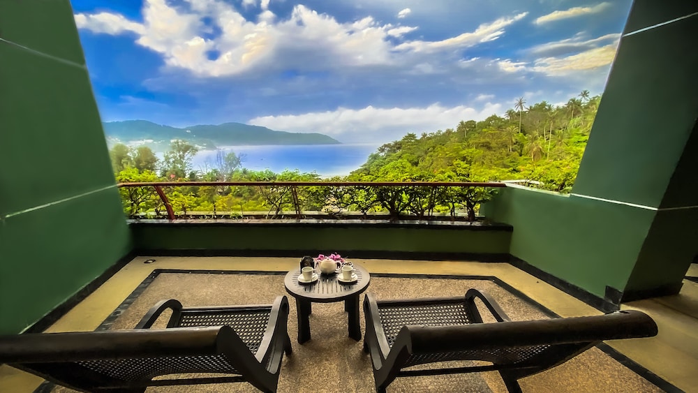 2 Bedroom Grand Sea View photo 2