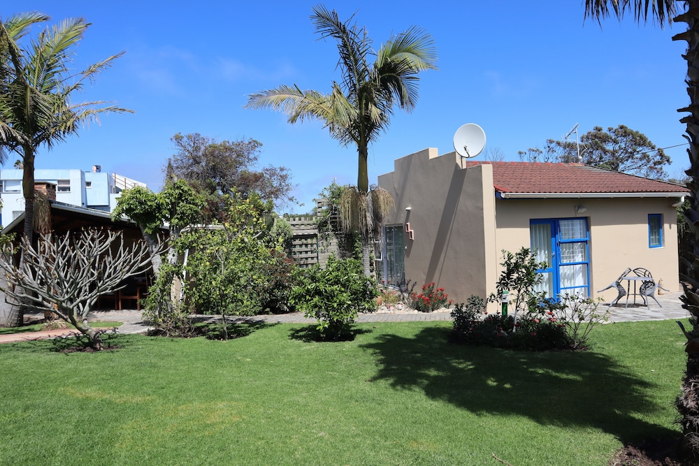 Garden Room photo 3