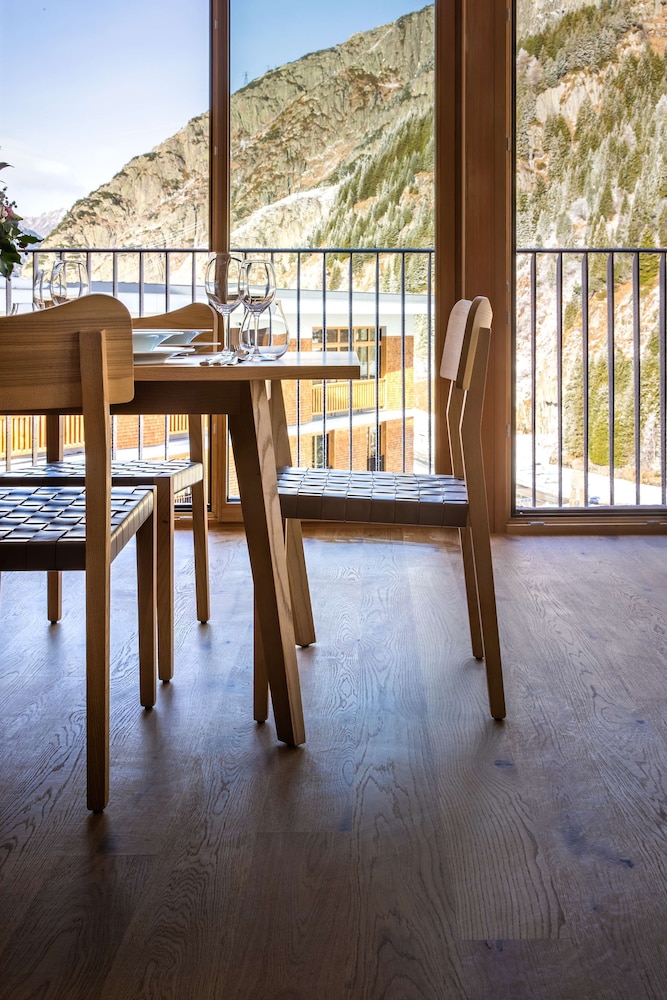 Room, 1 Bedroom, Mountain View (Residence)