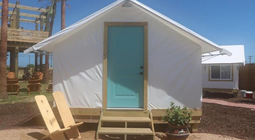 Deluxe Bungalow, 1 Bedroom photo 2